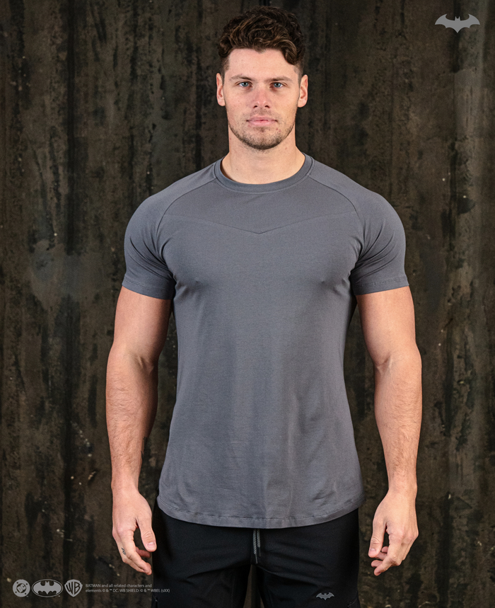 BRUCE WAYNE Essentials Short Sleeve - Gotham Grey